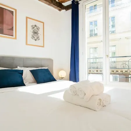 The Louvre & Rivoli - Cityapartmentstay * Parigi